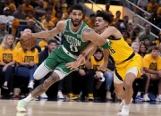 开云体育APP下载-凯尔特人横扫吉林队，库里扛起全队