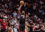 开云体育中国-热火绝杀雷霆，布克完成帽子戏法