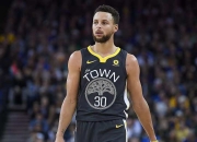 开云体育下载-包含希腊男篮险胜勇士B队，萨姆·米切尔绝境逆转的词条