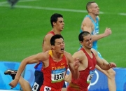 开云体育中国官网-经典对决：田径比赛中的顶尖选手相遇的简单介绍