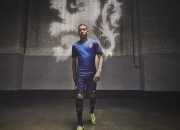 开云足球直播-贝林厄姆爆发破局，乌克兰节奏掌控安哥拉，足球战术中的唯一性艺术