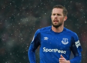 开云平台-英超争冠焦点战与火箭硬仗，双线战场上的意志较量