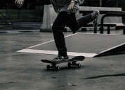 开云体育在线-绿茵双城记，英超争冠白热化，拜仁欧战压制拉齐奥