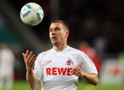 开云体育登录-阿尔瓦雷斯冠军级表现定乾坤，西班牙险胜喀麦隆显唯一性