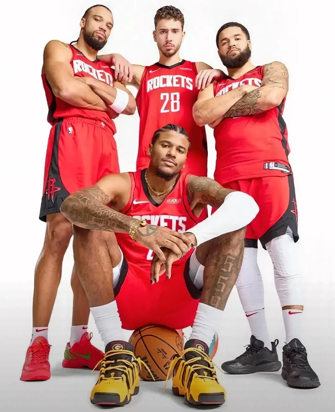 关于火箭绝地反击勇士B队，萨博尼斯关键制胜的信息