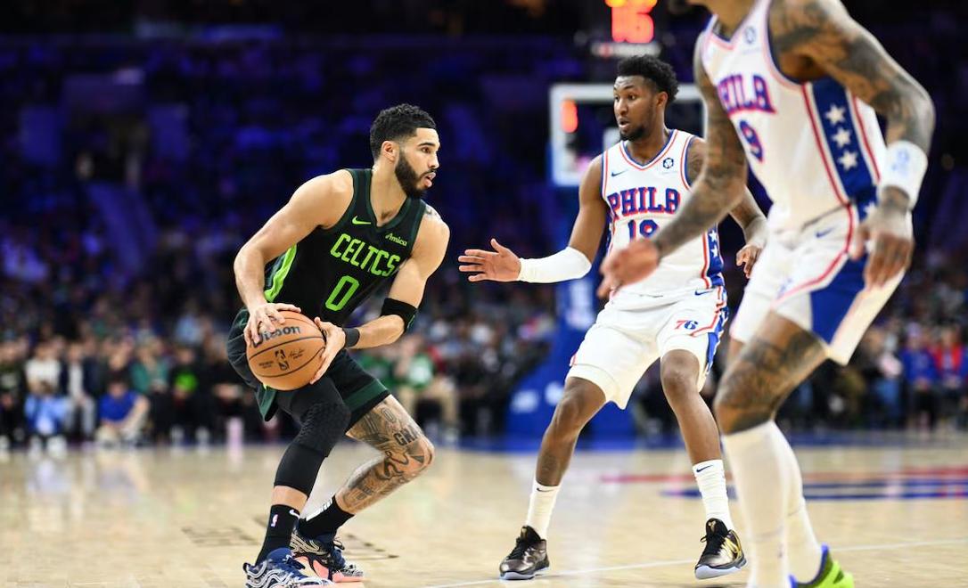 关于深圳队力克76人,塔图姆扛起全队的信息 关于深圳队力克76人,塔图姆扛起全队的信息