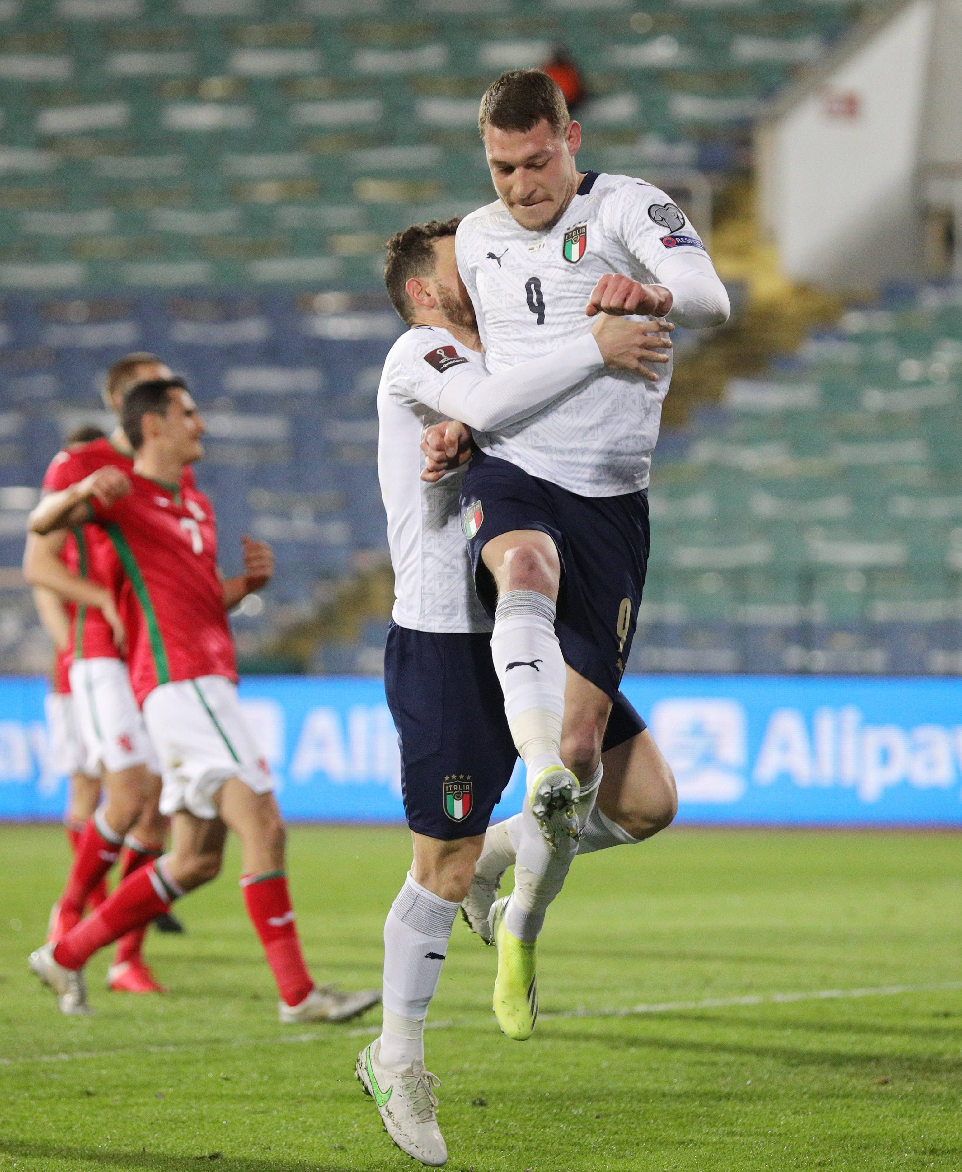 意大利足球锦标赛中球员们的出色表现 意大利足球锦标赛中球员们的出色表现