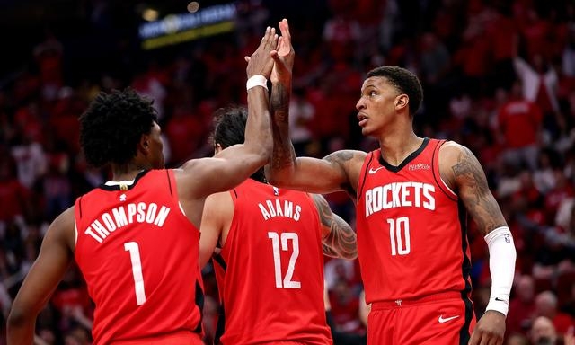 火箭队不敌开拓者,遭遇两连败 火箭队不敌开拓者,遭遇两连败