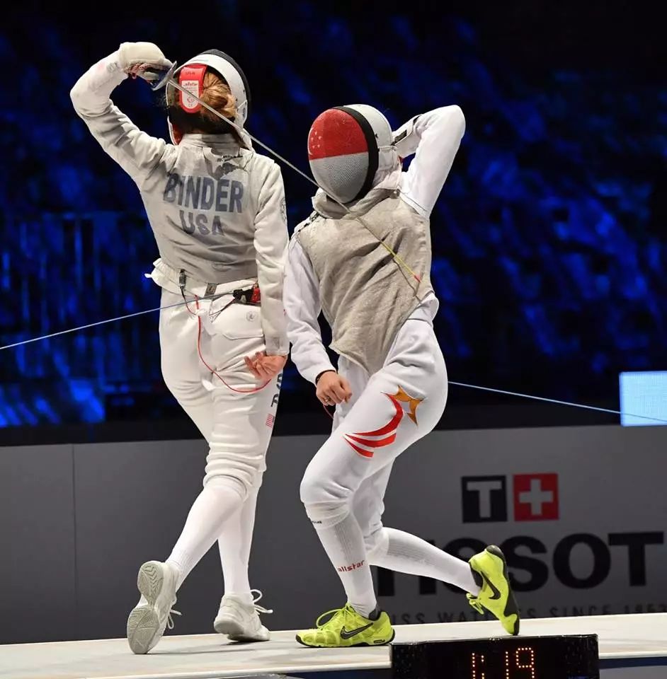 俄罗斯击剑选手凭借技术优势，一举夺冠！的简单介绍