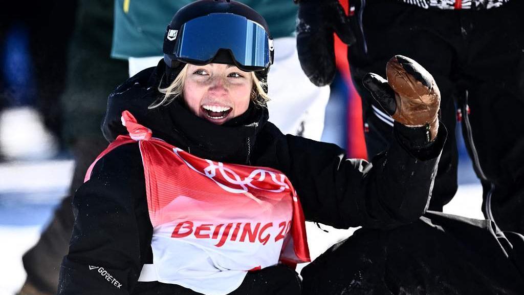 新西兰运动员在射箭项目中夺得金牌 新西兰运动员在射箭项目中夺得金牌