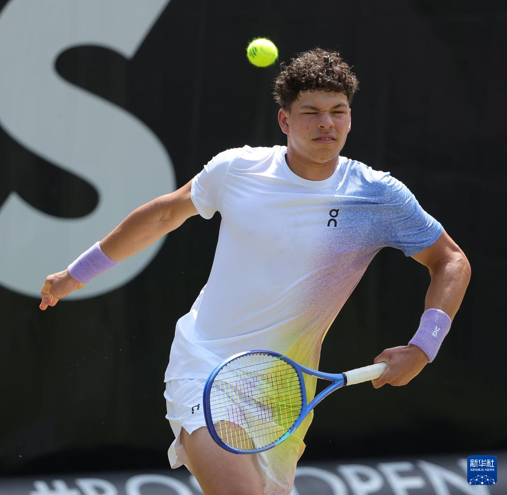 关于德国网球队逆转日本网球队,兹维列夫统治全场的信息 关于德国网球队逆转日本网球队,兹维列夫统治全场的信息