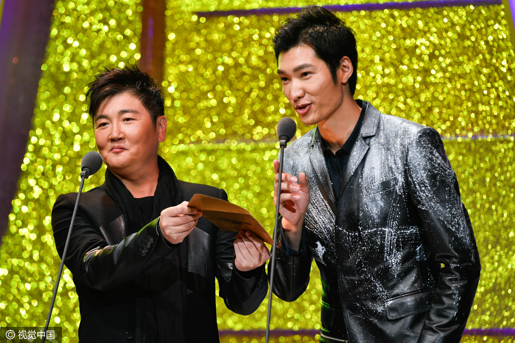 英国乒乓球队险胜法国乒乓球队,张继科制霸全场的简单介绍 英国乒乓球队险胜法国乒乓球队,张继科制霸全场的简单介绍