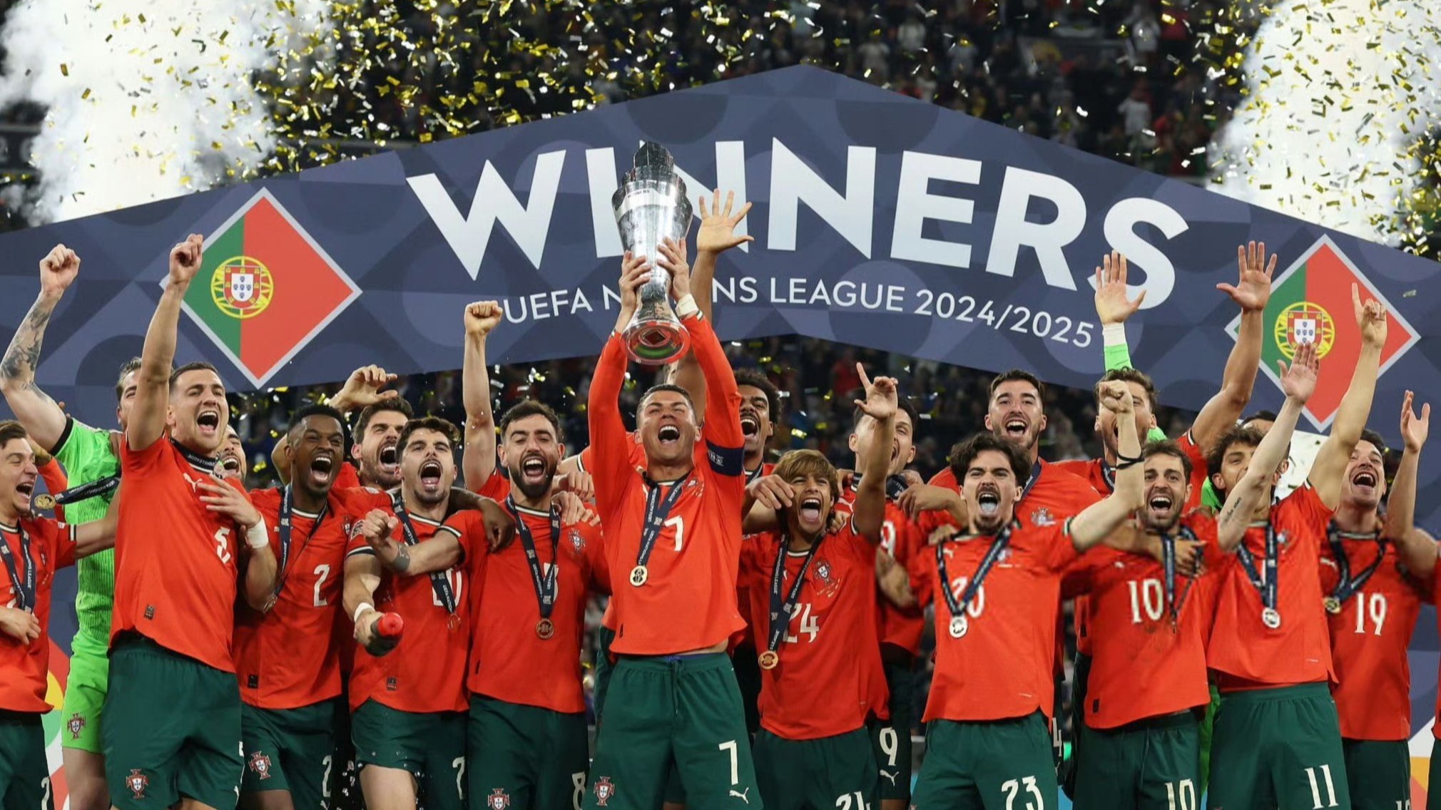 球员们在欧国联比赛中发挥出色 球员们在欧国联比赛中发挥出色