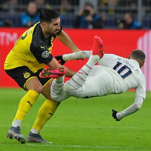 关于波兰碾压荷兰，迪马利亚状态火热的信息