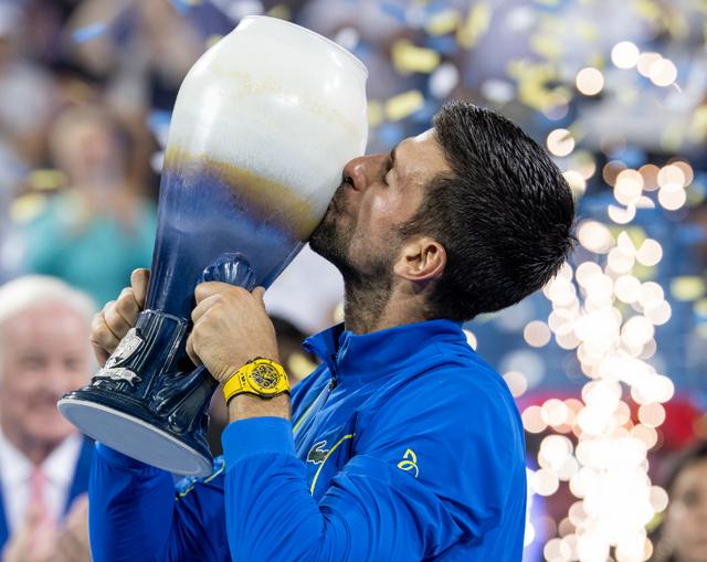 年终总决赛逆转拉沃尔杯,德约科维奇扛起全队的简单介绍 年终总决赛逆转拉沃尔杯,德约科维奇扛起全队的简单介绍