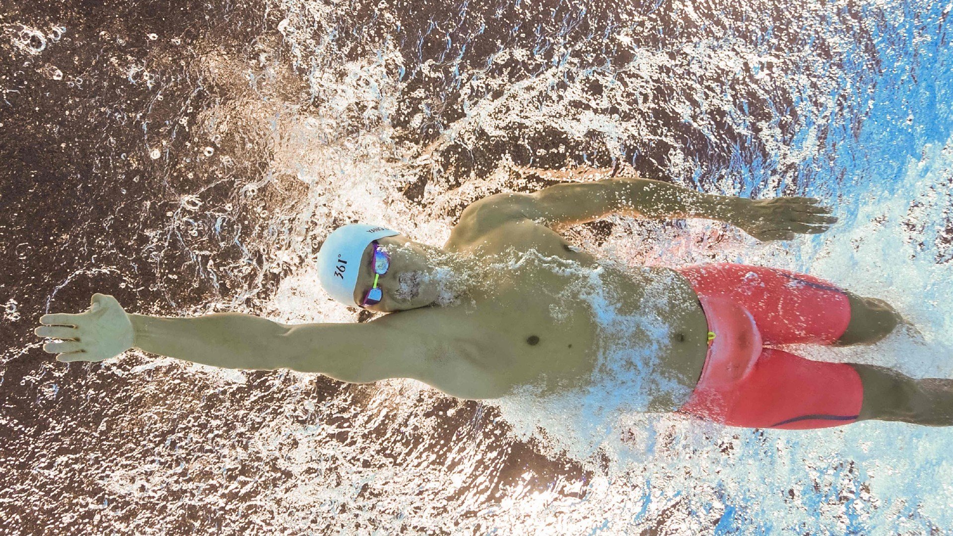 许昕扛起全队，德国队轻取波兰队背后的战术智慧与团队韧性